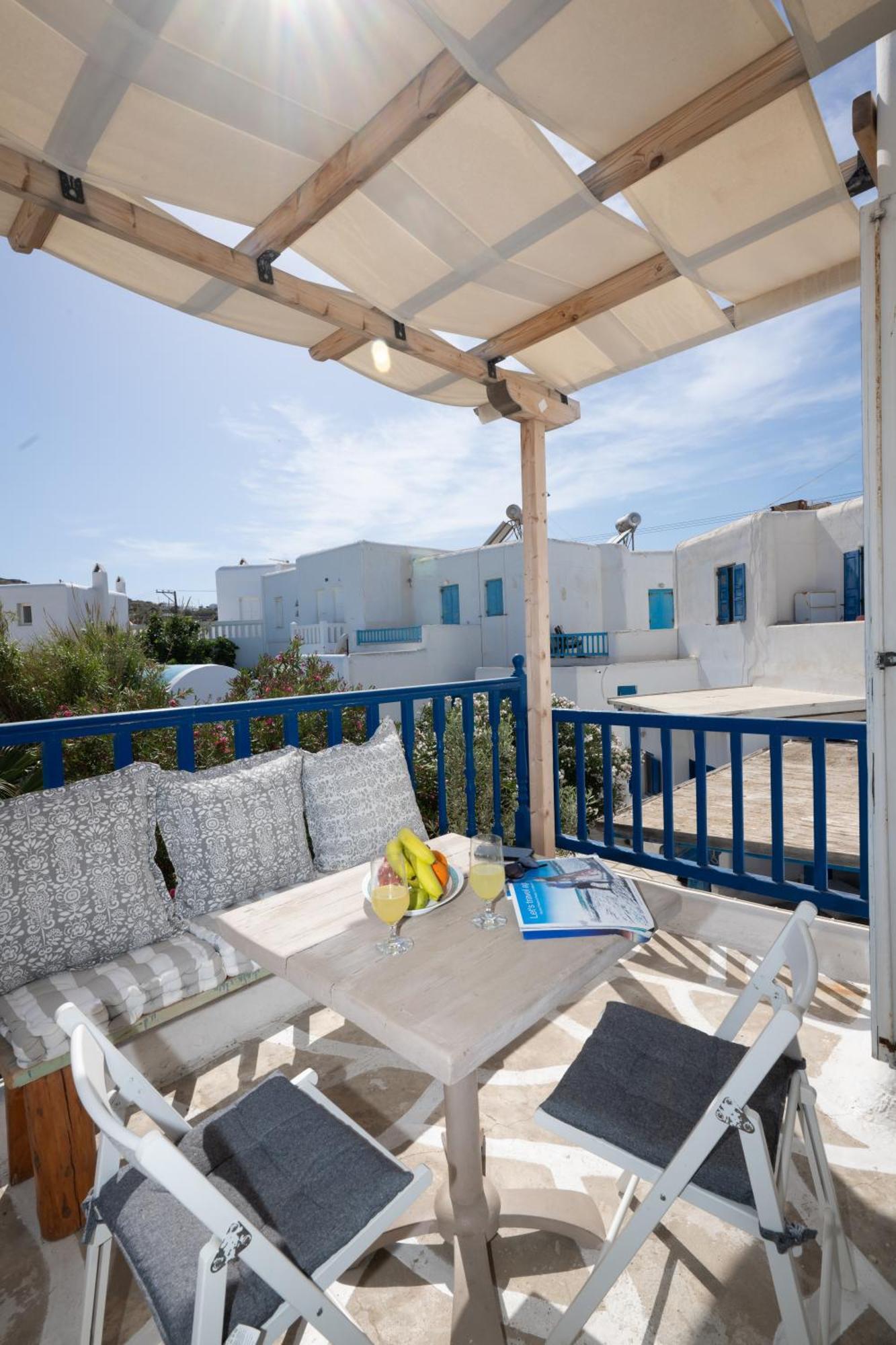 Almyra Apartment